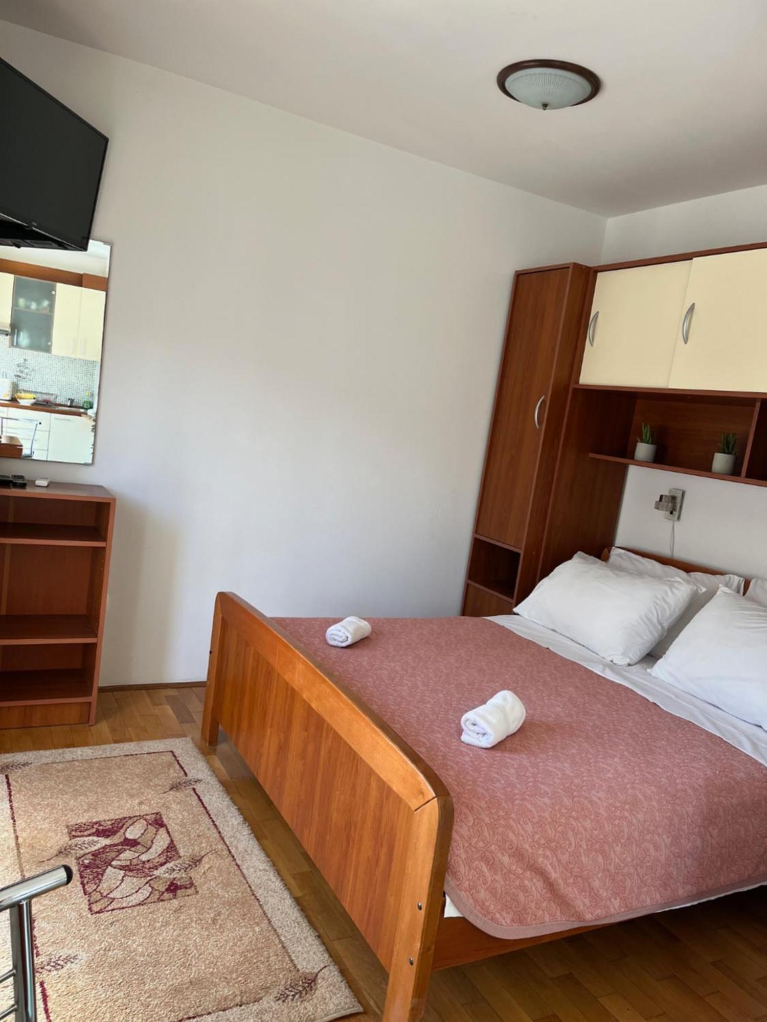 Apartments Znjan スプリト エクステリア 写真